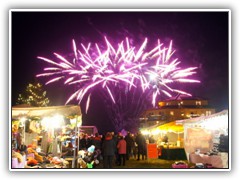 15.12.: Den Hhepunkt bildete zum Abschluss ein wunderschnes Feuerwerk. Weitere Fotos im Weihnachtsmarkt-Ordner vom 15.12. 