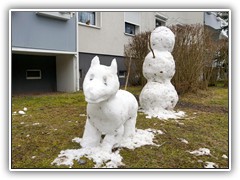 6.2.: Es gibt nicht nur Schneemnner, sondern auch Schneehunde.