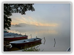 Ein nebliger Tagesbeginn, hier an der Kahnanlegestelle Bollmannsruh.