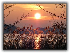 Sonnenuntergang von der gegenber liegenden Seite des Ptzer Vordersees beobachtet.