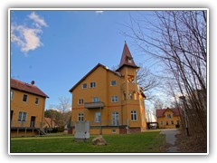 Noch vor 10 Jahren drohte den verfallenen Geb�uden der Abriss. In letzter Minute wurden sie wundersch�n restauriert.