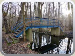 Die Elsenbr�cke f�hrt �ber den Glunzgraben.