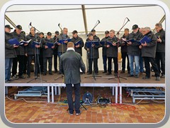 24.3.: Der 15. Ostermarkt wurde von Liedern des Bestenseer M�nnergesangvereins eingeleitet.