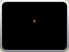 Der Mond mit dem Mars.