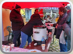 Gl�hwein gef�llig?