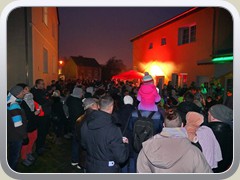 Viele Kinder und Erwachsene wollten die Geschichte miterleben.