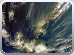 Das gleiche, aber bearbeitete Wolkenfoto