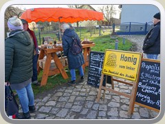 Zahlreiche Stnde boten ihre Produkte an