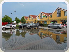 Parkplatz Einkaufszentrum Haupt-/Motzener Stra�e