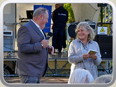 Ehrung von Britta Bergter, Ortschronistin von Ptz und Aktualisierung der Broschre 525 Jahre Ptz
