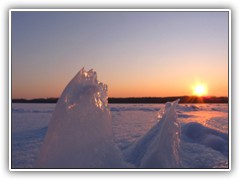 Zwei Eisberge.
