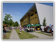 Anmeldung war an der Landkost-Arena in der Goethestrae.