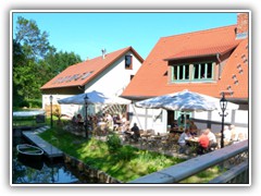 2.6.: In vielen Gastst�tten wurde eingekehrt, hier am K�nigl. Forsthaus.
