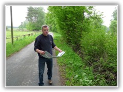 20.5.: Mit dem Wanderwegewart Bernd Jaschen auf Vorbereitungsfahrt zum Germanendorf