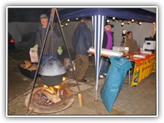 Der Heimat- und Kulturverein sorgte fr Glhwein und Kakao.