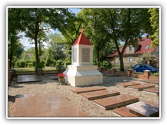 Denkmal fr die Gefallenen der Roten Armee im 2. Weltkrieg in Grbendorf.