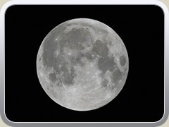 27.7.: Nach Mitternacht strahlte der Mond wieder in seiner vollen Schnheit.